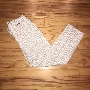 NWT Calvin Klein patterned pants